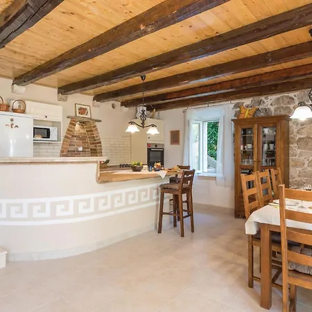 Holiday home Pet Friendly In With House Sea View