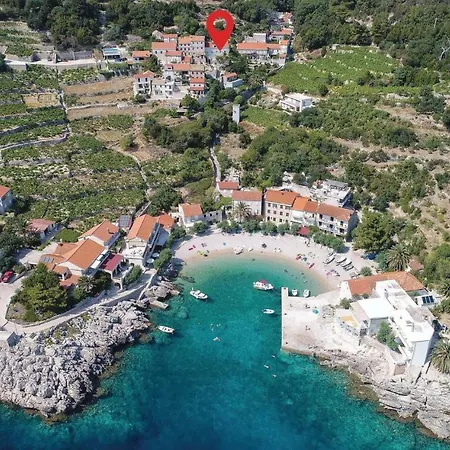 Pet Friendly In With House Sea View